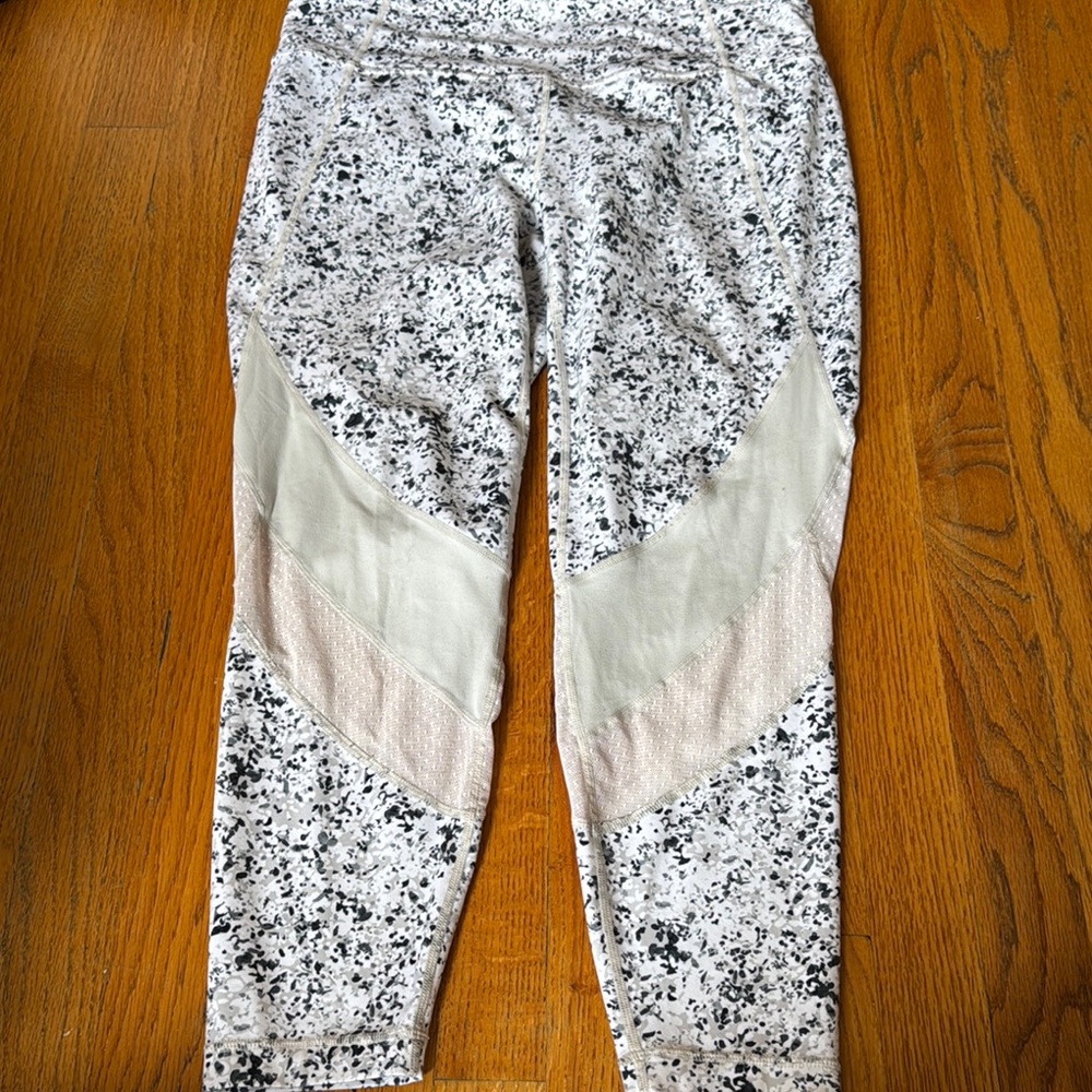 Athleta Speckled Leggings